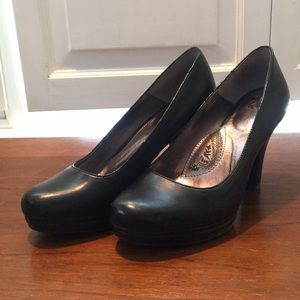 Söfft black pumps